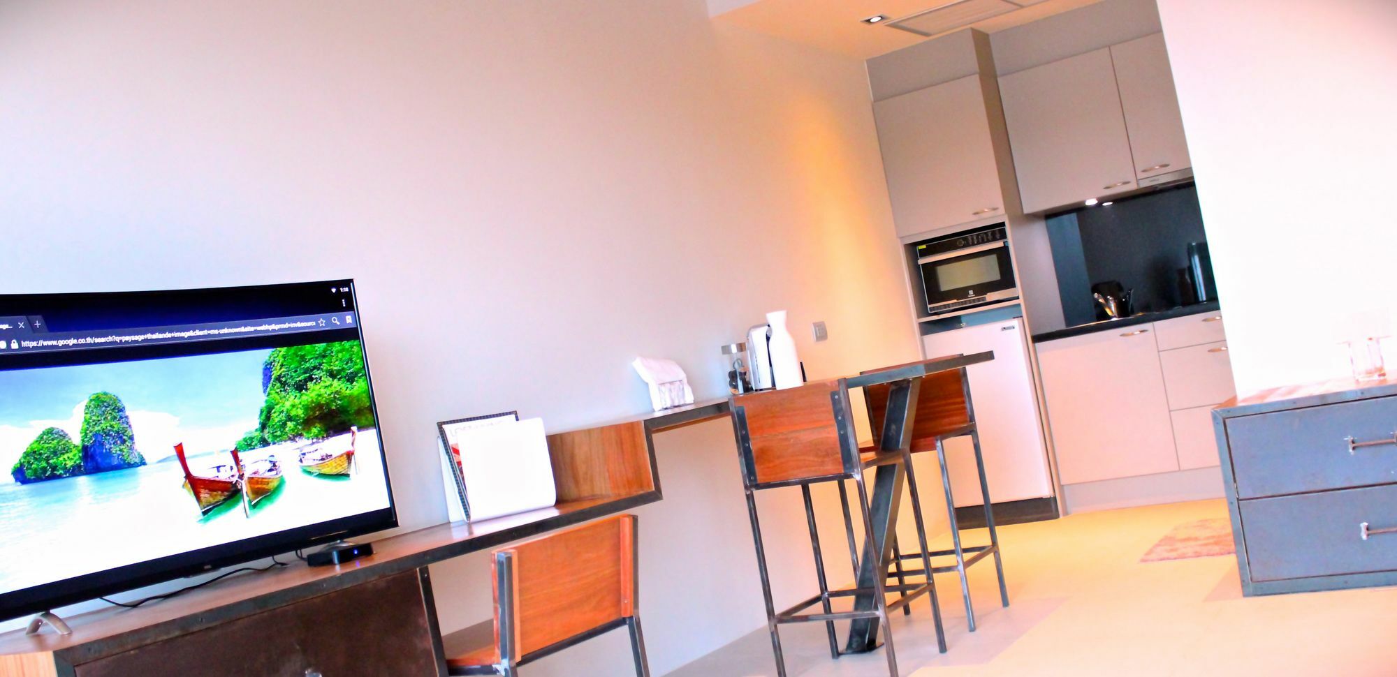 Little Paris Phuket Apartman Kültér fotó