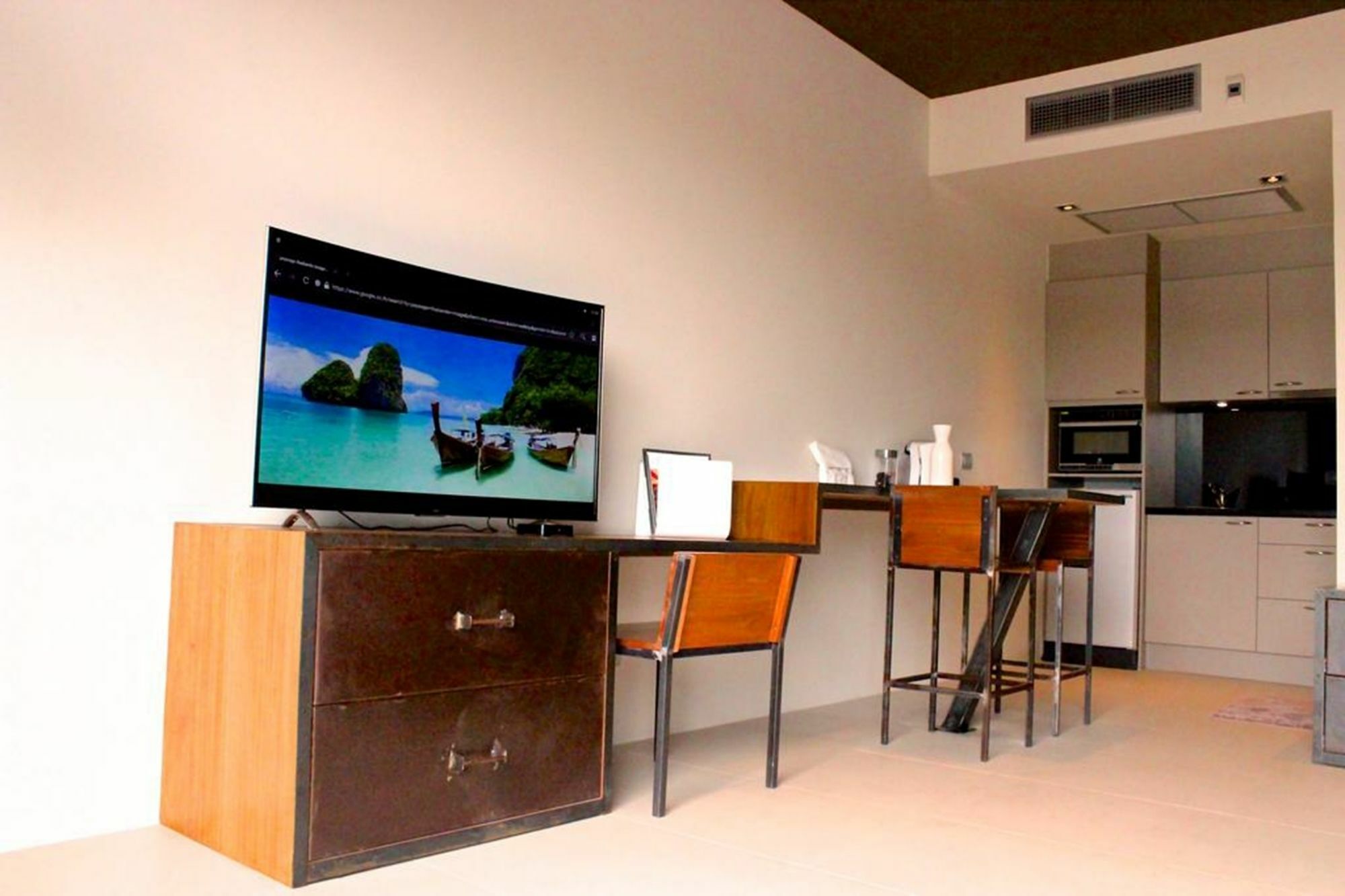 Little Paris Phuket Apartman Kültér fotó